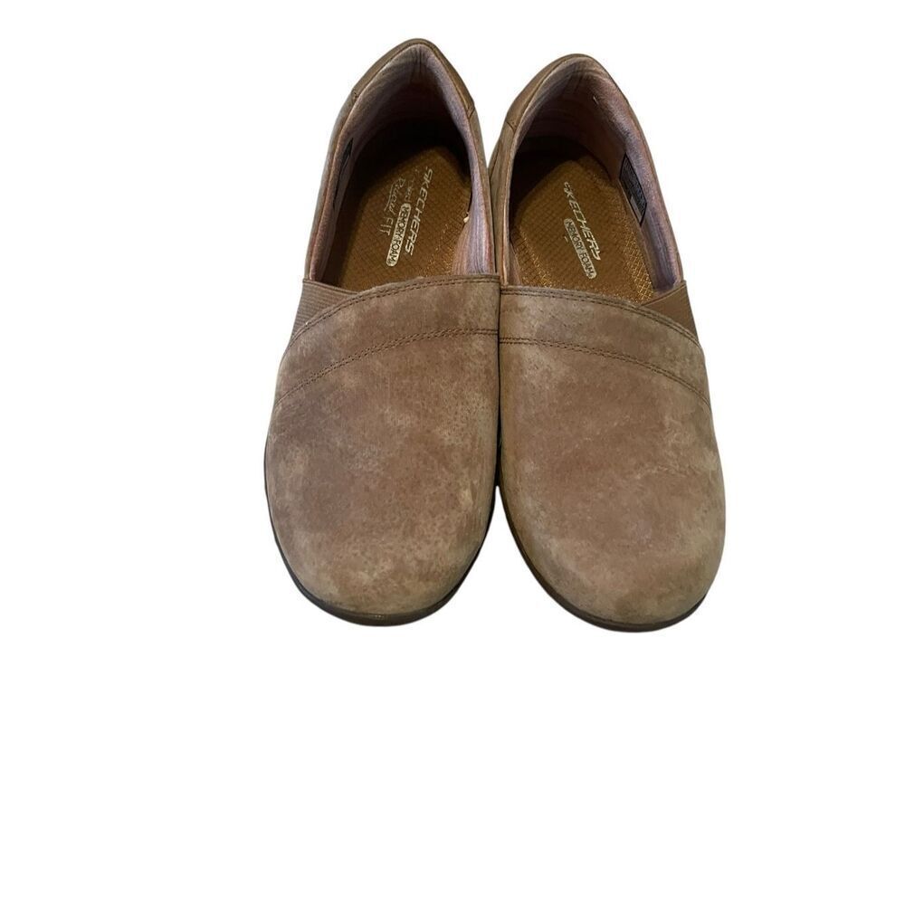 Skechers Womens Tan Leather Memory Foam Loafers Size 9.5